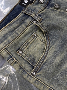 <span class=keywords><strong>Jeans</strong></span> da <span class=keywords><strong>Uomo</strong></span> LOSTSHDWS: Pantaloni in Denim Pesante Ricamato, Stile Streetwear, Lavaggio Acido, Modello Svasato - Vendita all'Ingrosso - Product Image 4
