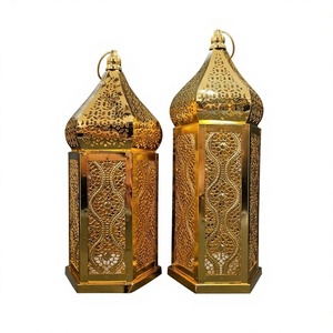 Faroles colgantes de lujo, juego de 2 portavelas de metal, decoración para Ramadán y Eid, decoración para el hogar y el jardín, juego de faroles de color dorado - Product Image 1