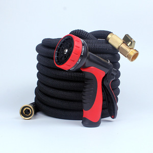 Pistola de agua multifuncional de alta presión con manguera telescópica para lavado de autos y riego de jardín - Product Image 2