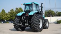 Livraison rapide Tracteur KAT 380HP 4RM KRM3804 Tracteur à roues Direction hydraulique Tracteur agricole avec pièces détachées en stock