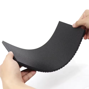 Nhà máy trực tiếp HD mềm bức tường <span class=keywords><strong>video</strong></span> LED hiển thị mô-đun dọc linh hoạt cong Bảng điều chỉnh cho trong nhà và ngoài trời sử dụng - Product Image 3