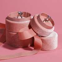 Boîte à bijoux en carton recyclable rose pour bagues et colliers 6*5.5cm, vente en gros