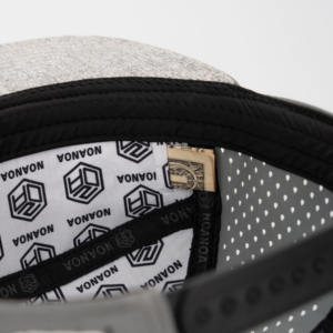 TCAP รับผลิตป้ายทอแบบกำหนดเอง โลโก้ยางพีวีซีพัฟฟ์ หมวกคริสต์มาสเป็นของขวัญ - Product Image 6