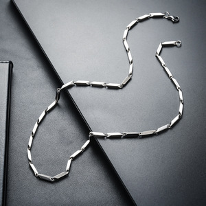 Stilvolle und Schlichte Edelstahl Trendige Gliederkette Halskette Unisex Vergoldet Party Geschenk Halskette - Product Image 2