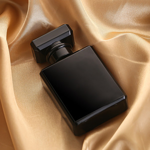 Luxury 30ml 50ml 100ml Empty Flat Square Spray Clear Black Pump Fragrance Perfume Glass Bottle With Black Cap