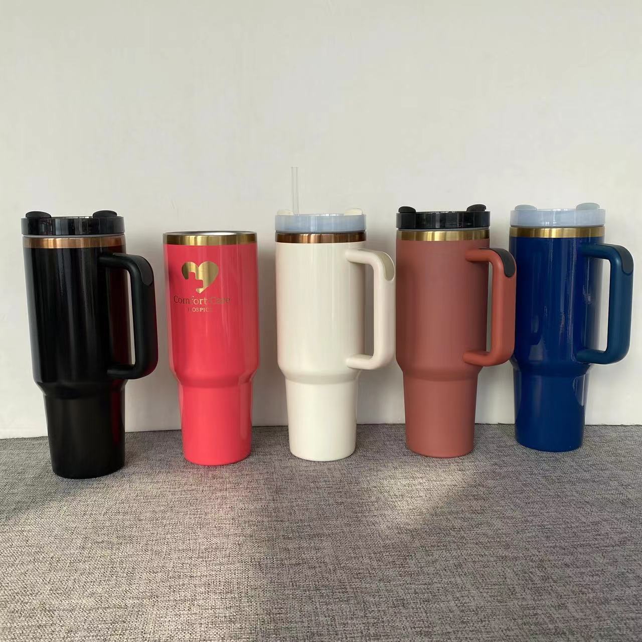 Hogg Regenbogen-Edelstahlbecher 850 Ml – Pulverbeschichtet, Für Lasergravur, Isoliert, Mit Deckel & Strohhalm