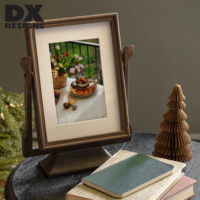 Bingkai Foto Vintage DX Designs 4x6 5x7 8x10 Inch, Dapat Diputar 360 Derajat, Bingkai Foto Kayu Retro dengan Alas, Pajangan Meja, Hiasan Rumah