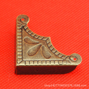 <b>Corner</b> <b>Protector</b> Carbon Steel 51x39x9mm Antique Style For Wooden Box Durable - Product Image 4