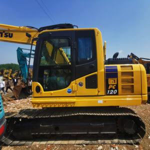 Excavatrice sur chenilles hydraulique Komatsu PC120, 12 tonnes, 67 kW, excavatrice de construction à haute efficacité - Product Image 1