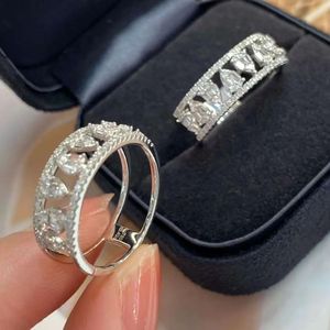 Bague de mariage Xinfly Wide 0.42ct en diamant en forme de goutte d'eau, alliance éternelle pour la main droite - Product Image 4