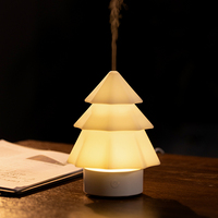 Diffuseur d'arômes de sapin de Noël Kinscoter 120 ml, humidificateur à brume d'air, huile essentielle, cadeau de fête avec lumière colorée