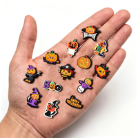 Breloques décoratives en PVC pour chaussures, idéales pour les fêtes d'Halloween, accessoires de décoration en caoutchouc souple pour sandales, motifs citrouille, fantôme, sorcière, pour le bricolage