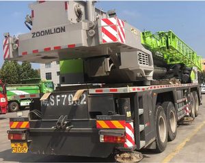 Grúa Zoomlion de Alta Gama ZTC800E5 de 80 Toneladas, Motor Weichai, Bomba, Rodamiento, Componente de Motor Principal Usado, Altura de Elevación de 50.5m, Modelo 2021 - Product Image 3