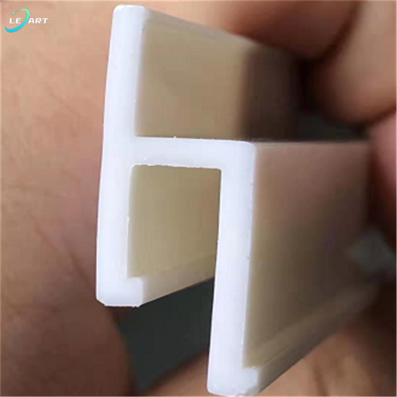 Profilé PVC en H