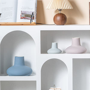 Vase en céramique de bureau de haute qualité ornements nordiques aux tons froids Vase à fleurs atmosphère mariage support en bois écologique - Product Image 6
