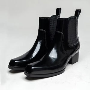 Botas de cuero con punta cuadrada para hombre - acabado brillante, estilo sencillo, efecto de aumento de altura, botas cortas para invierno, botas chukka para hombre - Product Image 1