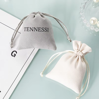 Sac en tissu à cordon personnalisé pour bijoux, pochette en velours double face 7*9cm, logo imprimé, vente en gros disponible