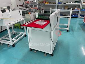 Machine de collage thermofusible, machine de collage de boîtes en plastique thermofusible, machine de collage de colle thermofusible de type silicone pour animaux de compagnie - Product Image 2