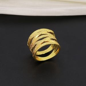 Anillo de Boda para Hombre Jxx de Alta Calidad, Chapado en Oro de 24K, Estilo Clásico Irregular, Joyería de Latón al por Mayor - Product Image 3