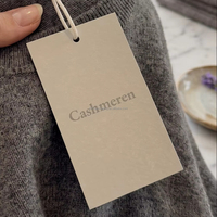 Étiquettes personnalisées imprimées pour vêtements avec cordon en coton et attache à tête de balle pour l'emballage de marques de vêtements