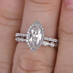 Anello Marquise per Donne, Gioiello Elegante e Scintillante, Vendita all'Ingrosso - Product Image 2