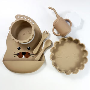 0-8 Jahre Kleinkind Silikon Geschirr Fütterung sset Baby Teller Schüssel Silikon Babero und Stroh Tasse mit Deckel Custom Logo - Product Image 4