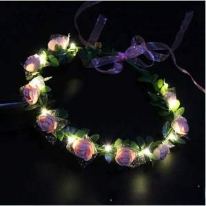 Corona <span class=keywords><strong>de</strong></span> Flores LED <span class=keywords><strong>para</strong></span> Novia con Rosas, Tiara Luminosa <span class=keywords><strong>para</strong></span> el Día <span class=keywords><strong>de</strong></span> la Boda, Sesión <span class=keywords><strong>de</strong></span> Fotos, Accesorio y Regalo <span class=keywords><strong>para</strong></span> Novia Boho - Product Image 2