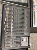 Console de mixage audio professionnelle 32 canaux avec 99 effets DSP pour scène, studio et enregistrement