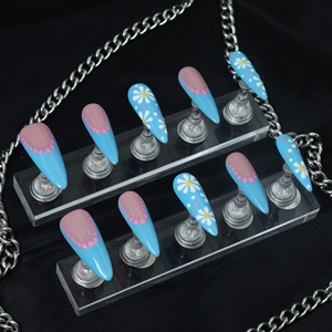 Faux ongles longs en acrylique faits à la main, forme cercueil, couvrance totale, dégradé rose et blanc, design strass, personnalisables, vente en gros - Product Image 2