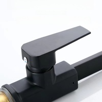 Robinet de cuisine moderne noir brossé électroplaqué, tube carré, mitigeur chaud/froid à poignée unique pour évier, avec cartouche céramique
