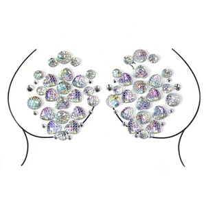 Venta caliente Parche de pecho Empanadas Cubierta de pezón Diamantes Cubierta de pezón Empanadas sexy para mujeres Empanadas de pezón de diamantes de imitación - Product Image 3