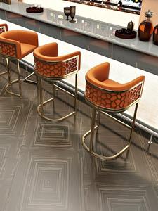 Nouveau <span class=keywords><strong>Tabouret</strong></span> <span class=keywords><strong>de</strong></span> <span class=keywords><strong>Bar</strong></span> Moderne Industriel Multicolore <span class=keywords><strong>en</strong></span> Métal et Velours, avec Dossier Nid d'Abeille - Product Image 5