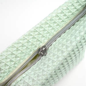 Petite pochette de brosse d'organisateur de maquillage de fermeture éclair de gaufre faite par les femmes faite à partir du matériel durable d'unité centrale - Product Image 2