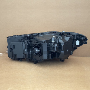 Phare LED Adaptatif pour <span class=keywords><strong>BMW</strong></span> Série 5 G30 G38 M5 <span class=keywords><strong>F90</strong></span> <span class=keywords><strong>520i</strong></span> 530i 540i 2017-2020 Côté Droit Version US Sans Module 8499120 - Product Image 3
