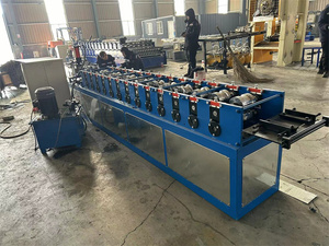 530mm 610mm genişlik ayarlanabilir tek taraflı Metal parçalı garaj kapısı Panel rulo şekillendirme makinesi - Product Image 4