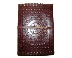 Carnet de notes vintage en cuir de créateur, classique, vierge, gaufré, fait main, relié en cuir pour journalisation - Product Image 1