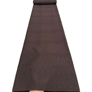 Tessuto NI.AI Marrone Lucido per Uomo, Pizzo Africano in Cotone di Alta Qualità, Voile Svizzero in Cotone, 5 Iarde per Matrimoni e Feste - Product Image 1