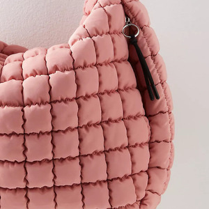 Borsa a Tracolla Unisex a Forma di Nuvola, Morbida, Leggera, Impermeabile, Grande Capacità, in Nylon, per Uso Quotidiano e Tempo Libero - Product Image 6