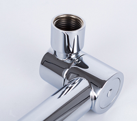 Robinet de douche de salle de bain à poignée unique chromé réglable au design moderne, mitigeur de baignoire en laiton encastré avec fonction de rotation du jet