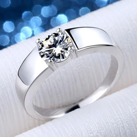 Bagues en diamant Moissanite en argent sterling 925 de haute qualité Bague en moissanite colorée en argent sterling 925 personnalisée pour hommes