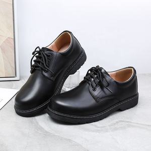 รองเท้าหนังผู้ชาย วัยรุ่น นักเรียนมัธยมต้น ใส่สบาย พื้นนุ่ม สีดำ แบบทางการ ฤดูใบไม้ผลิ ฤดูใบไม้ร่วง แบบผูกเชือก - Product Image 4