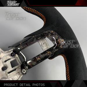 Volante de Fibra de Carbono Forjado Personalizado y Elegante para <span class=keywords><strong>Ford</strong></span> <span class=keywords><strong>Mustang</strong></span> S550 2015-2023 5.0L GT <span class=keywords><strong>V8</strong></span> 350 500 Shelby <span class=keywords><strong>Mach</strong></span> <span class=keywords><strong>1</strong></span> RTR - Product Image 4