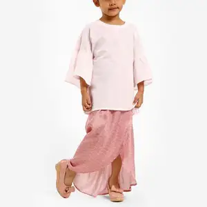 Vêtements islamiques En Gros Belle Famille Enfants Pyjamas Velours Abaya Filles Caftan