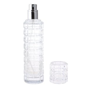 Flacon de parfum rond en verre de haute qualité de 30 ml avec pulvérisateur à pompe, design moderne et unique, vente directe d'usine - Product Image 1