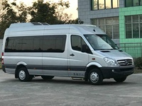 Minibús Sprinter de Lujo Personalizado de 17 Asientos en Venta, Furgoneta con Emisión Euro 4, Transmisión Manual y Motor Diésel