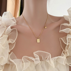 Collier à motif échiquier, luxe léger, pour femme au tempérament affirmé, tendance internet, chaîne de clavicule, bijoux de design haut de gamme - Product Image 4