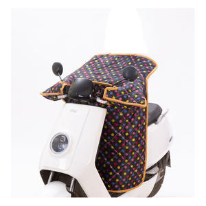 Housse de pare-brise pour véhicule électrique, imperméable, doublée de polaire, épaisse, pour moto et vélo électrique, utilisation automne-hiver - Product Image 4