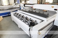 Six broches 3D sculpture sur bois Machine rotative 4 axes multi-tête CNC routeur pour armoires en bois canapé chaise Table