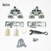 RHETECH Ensemble de quincaillerie pour porte de poche en acier Roulement à billes Système de porte coulissante à trois roues Rouleau de suspension en nylon Vis d'installation facile