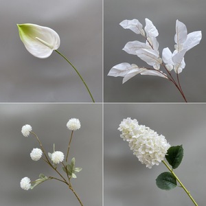 Arrangement floral de luxe pivoine blanche et feuille d'argent-Décoration murale de fleurs en soie Real Touch - Product Image 4